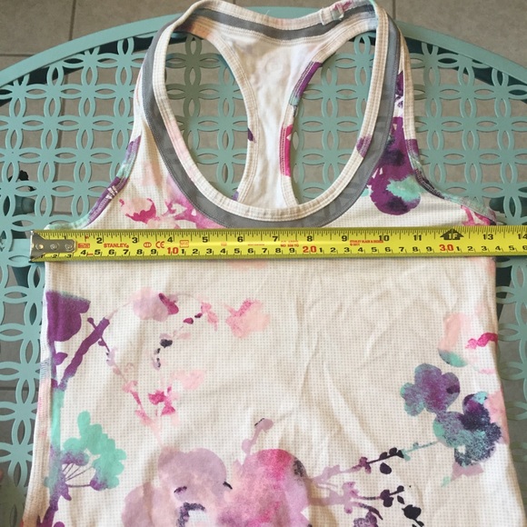 Sold Lululemon cinched tank dress - Picture 3 of 8